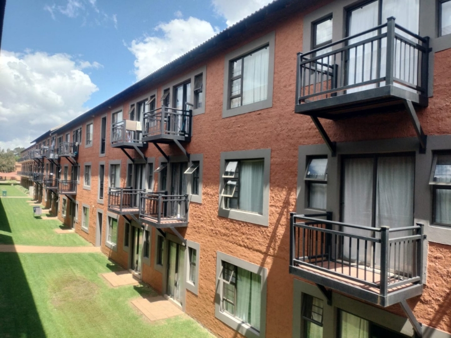 1 Bedroom Property for Sale in Vredenhof Sh Free State